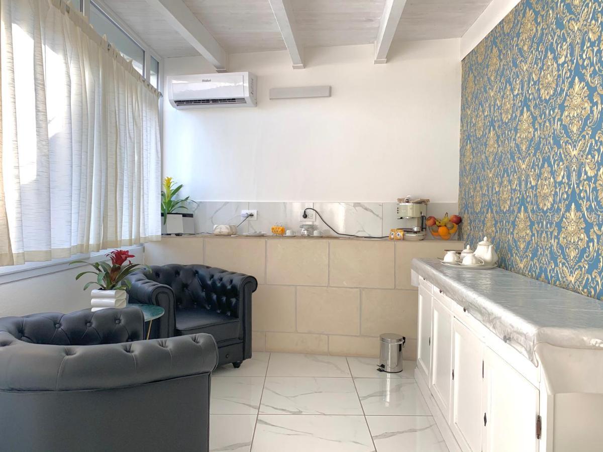 Dimora San Biagio Suites&Apartment Lecce Exteriör bild